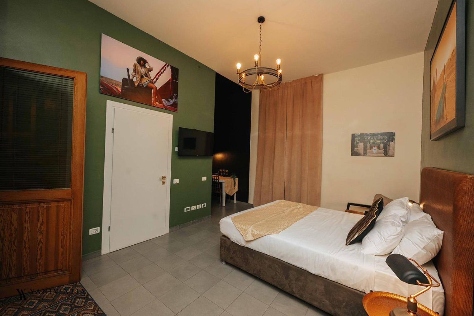 Inta Hotel (Adults Only) Tel Aviv Esterno foto