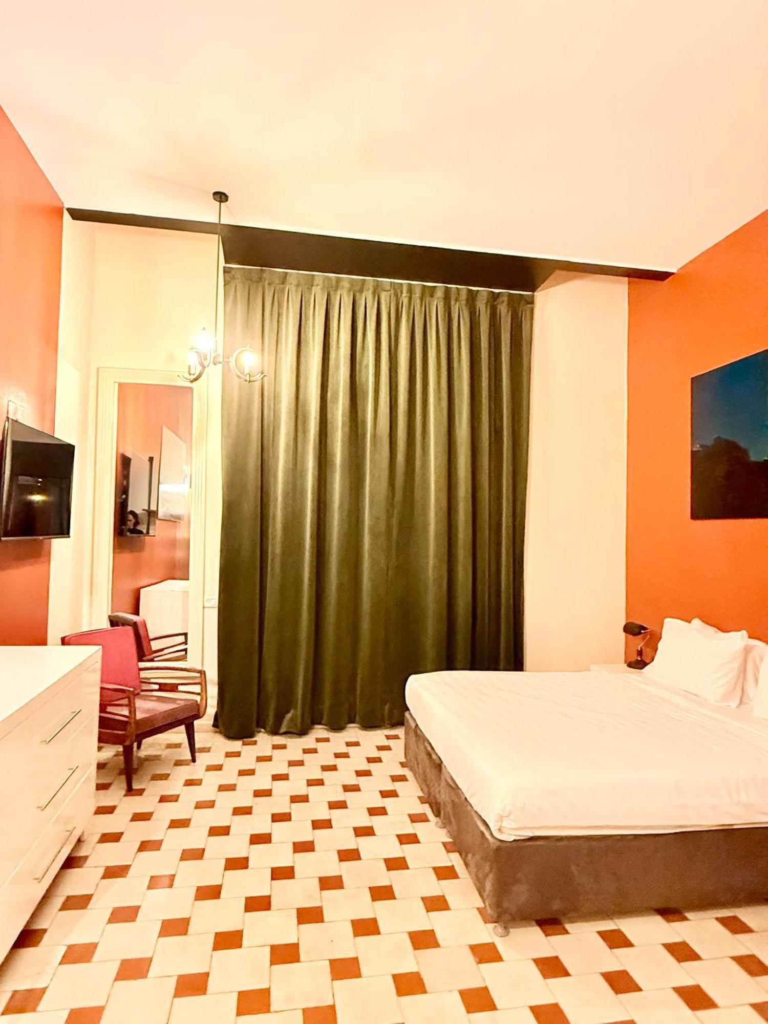 Inta Hotel (Adults Only) Tel Aviv Esterno foto